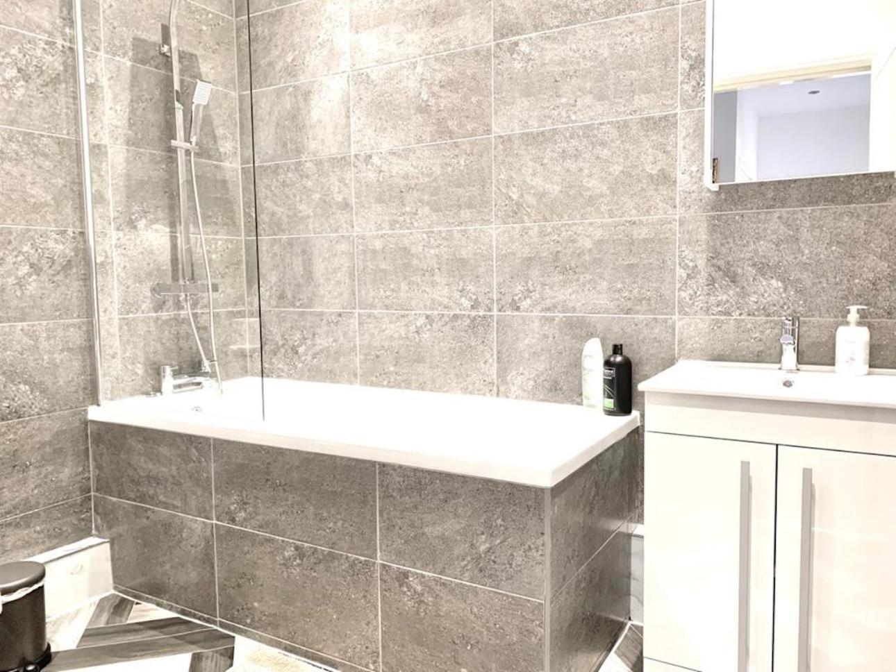 Premium Apartments Thatcham Broadway 部屋 写真
